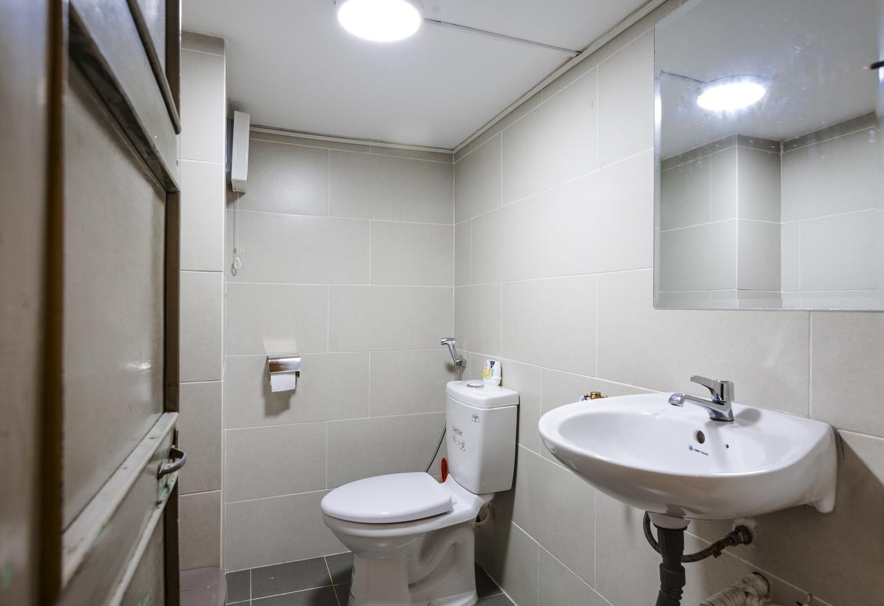 Sgn Living Bed and Breakfast Ho Chi Minh-stad Buitenkant foto